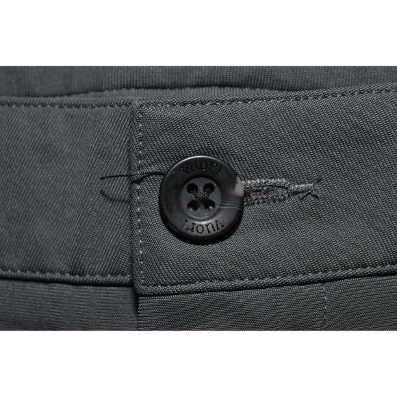 Vuori Pants Mens 36 Performance Cargo Jogger Athletic Outdoor Pockets - Picture 4 of 16